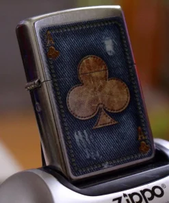 Alternative view of ZIPPO Originale JEANS SHAMROCK Accendino a Benzina DENIM da Collezione Vintage